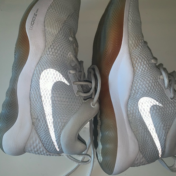 White on White Nike Rev Zoom basketball shoes - Picture 1 of 6